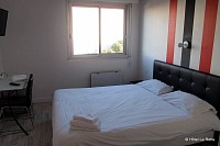 Une chambre calme à l'hôtel Le Rohu